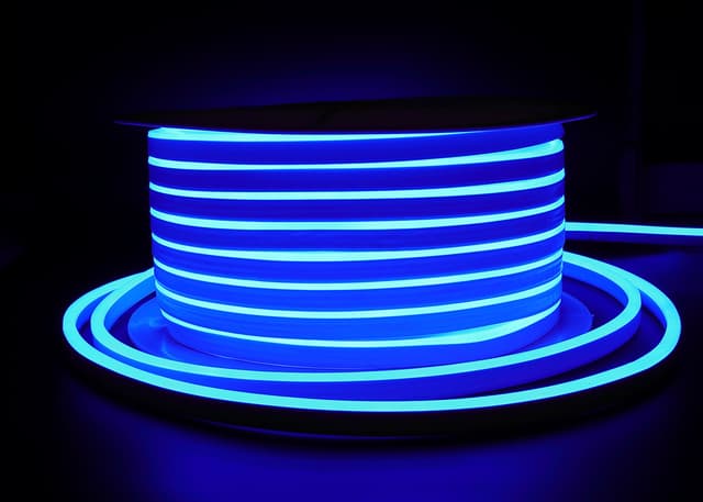 Светодиодный гибкий неон DL-N 8х16 2835 120led  220V Blue 9.6W